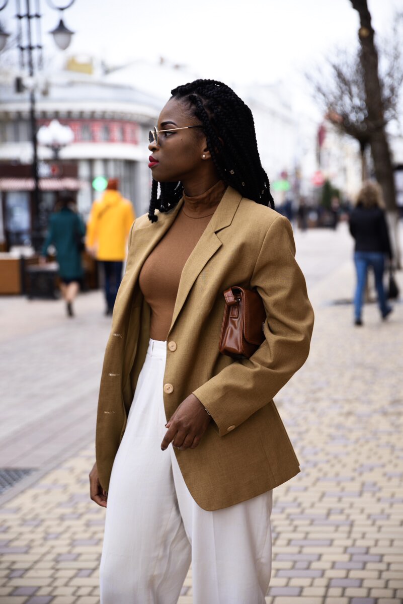 Styling blazer with mules